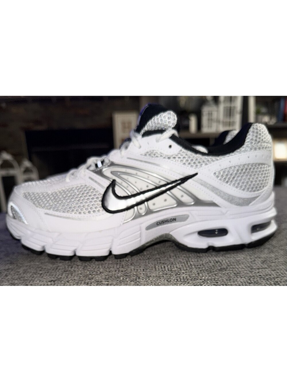 Nike Air Max Moto 2K Men’s 9 White/Metallic/Silver/Black IR1476-100 New In Box
